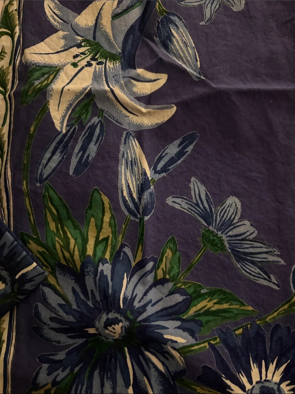 Williams Sonoma Blue Floral Napkins with White and Green Accents